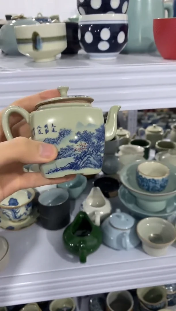 茶具茶壶、盖碗、主人杯、客杯（轻轻微瑕介意勿拍）