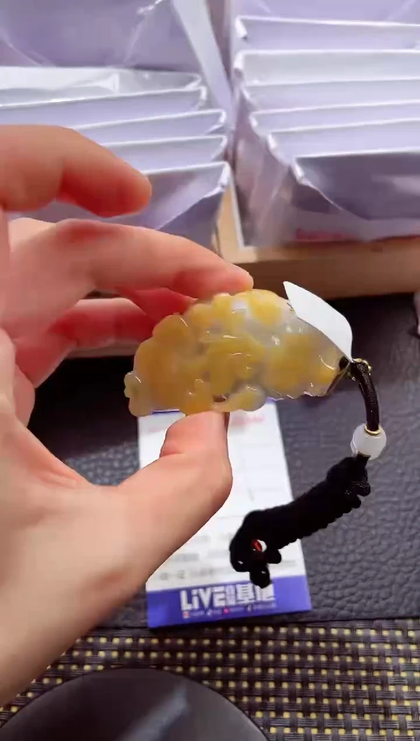 未镶嵌挂件翡翠000111