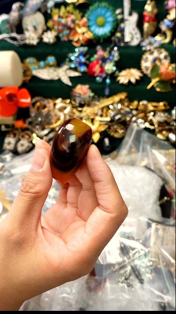 合金无璐璐琥珀纹胸针【016】