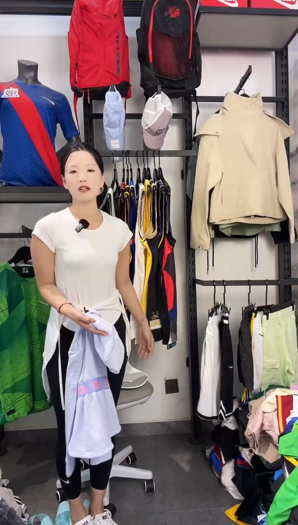 666编码 瑕疵款直播间过款为准 尺码130