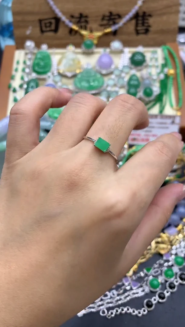 【闪购商品】翡翠戒指18K金镶嵌288-中国好珍宝