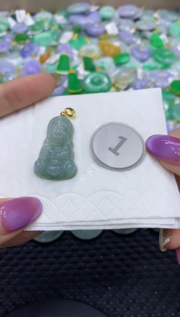 颈饰未镶嵌翡翠天然缅甸翡翠A货