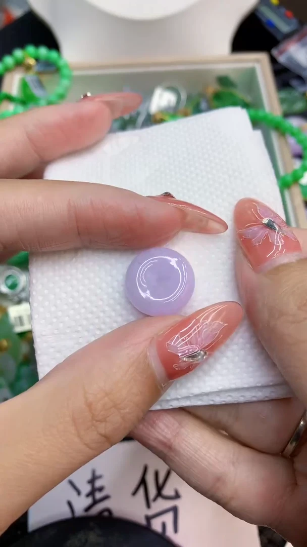 颈饰未镶嵌翡翠1