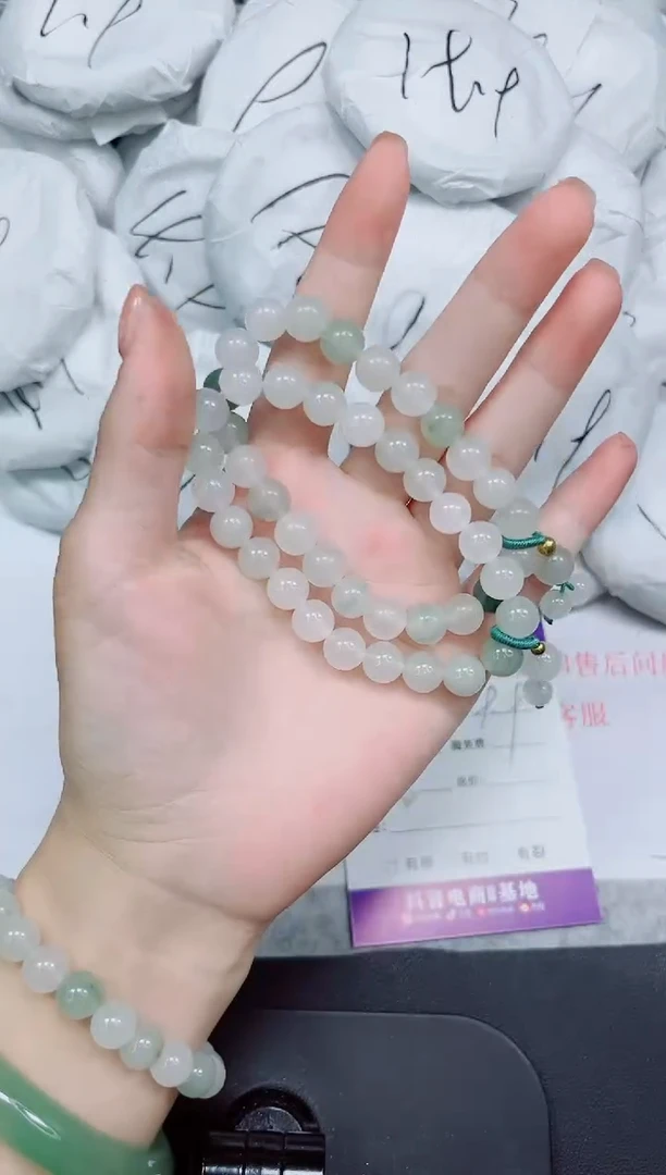 石英质玉手镯未镶嵌9.9