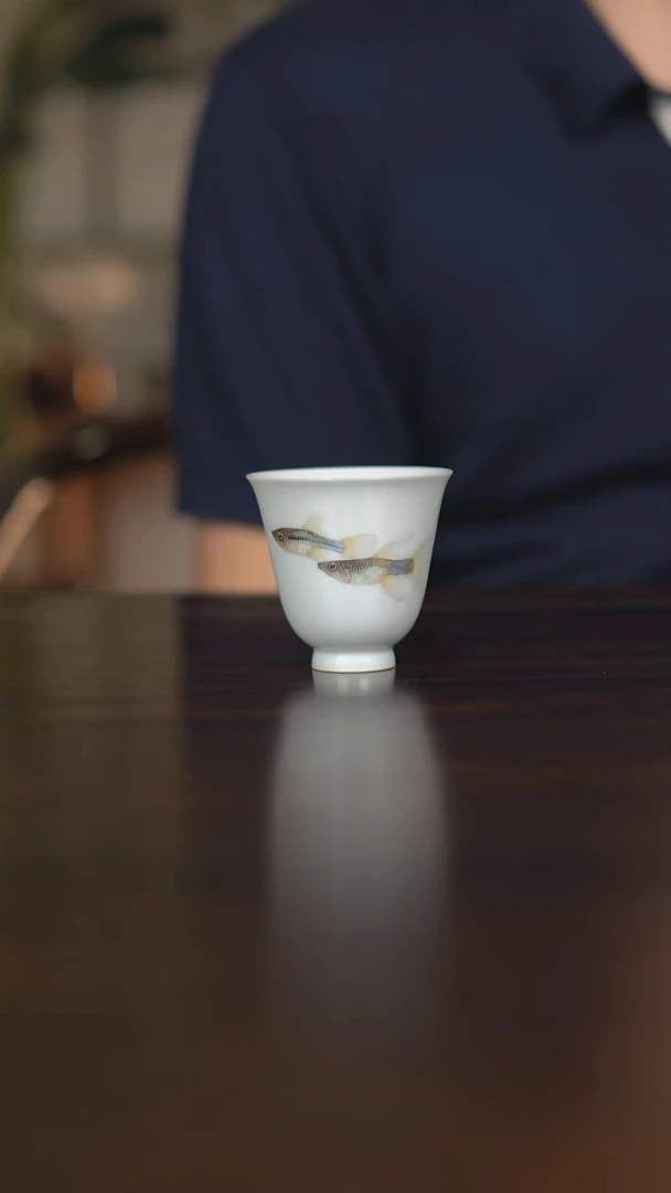 据微堂珐琅彩孔雀鱼花神杯60cc