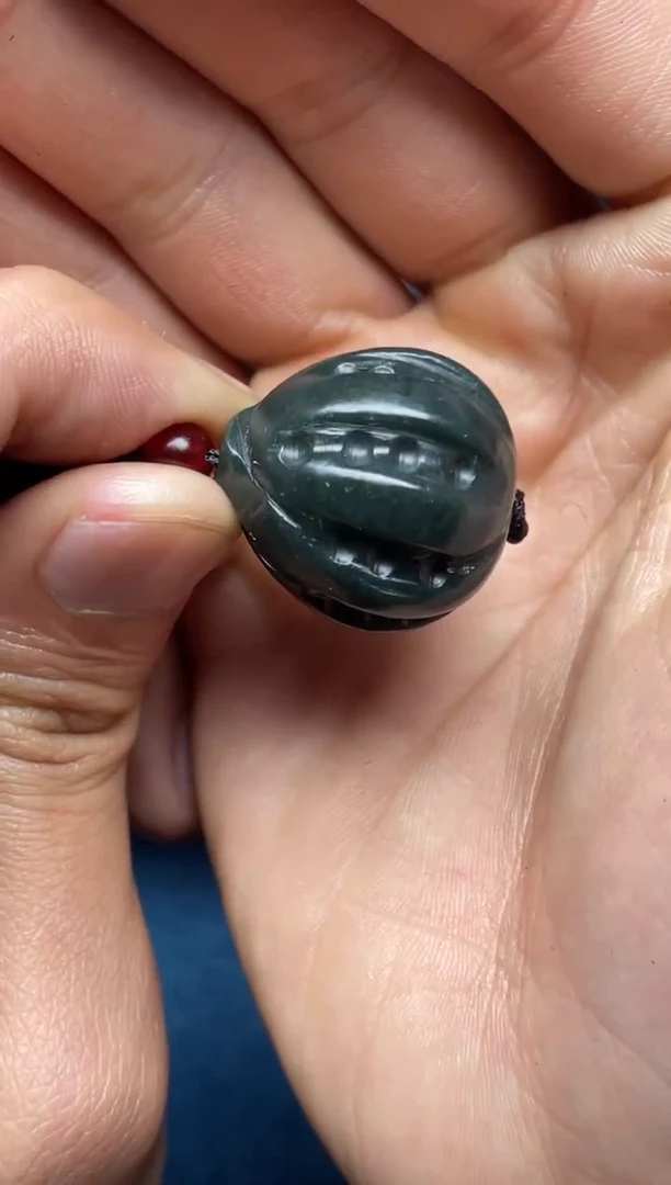 颈饰未镶嵌和田玉?****?1