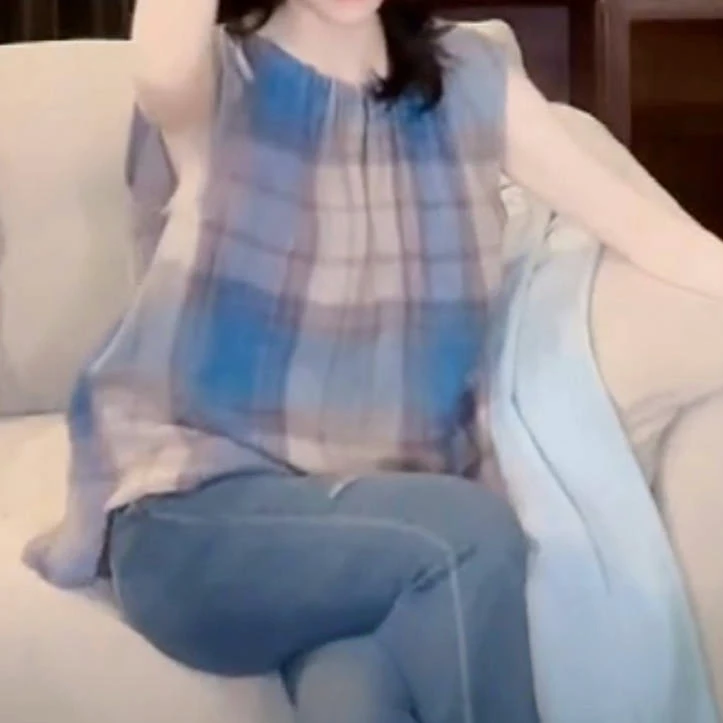 撞色格子无袖上衣2025新款春夏法式气质系带显瘦系带小衫褶皱坎肩