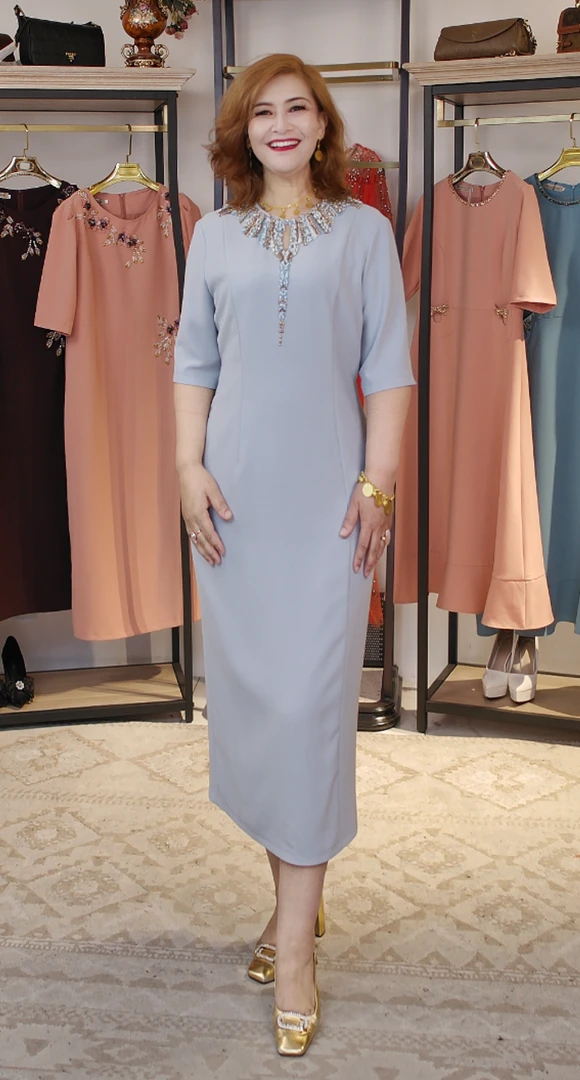 【何玲服装高订】（5-22）25-24新款秋冬高档连衣裙