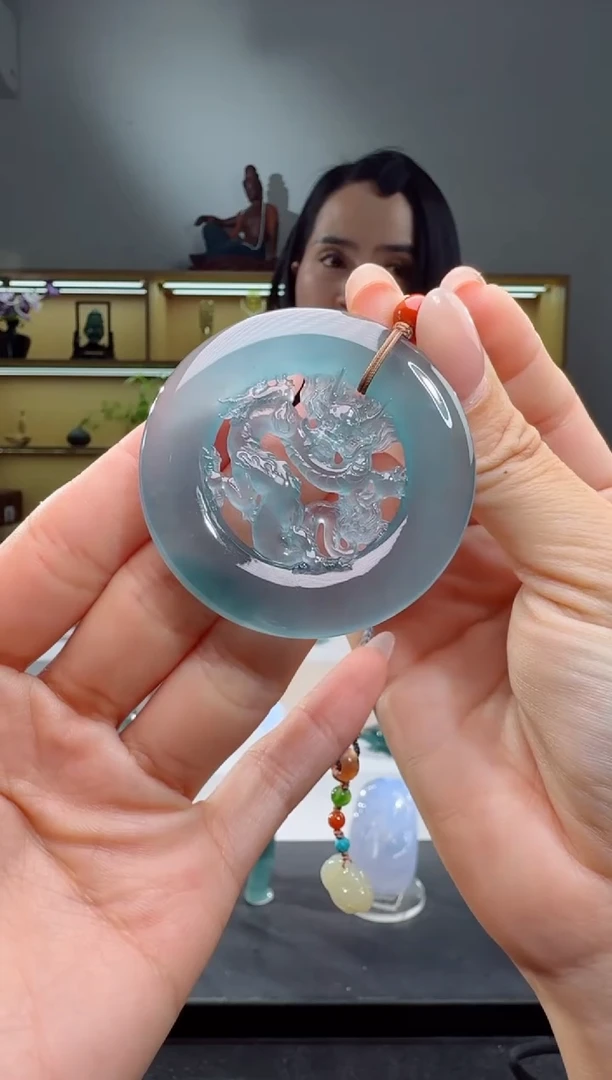 吊坠(不含链)未镶嵌翡翠龙牌（多样性发其一）