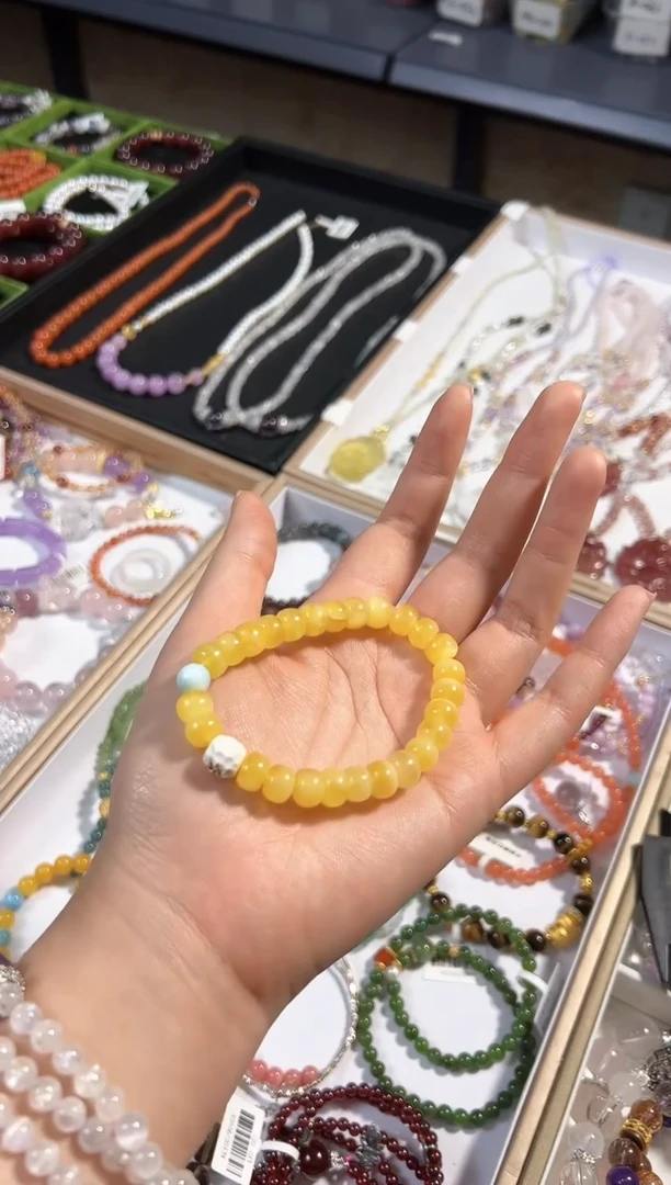 【闪购商品】蜜蜡手链未镶嵌多样性发货颜色微差