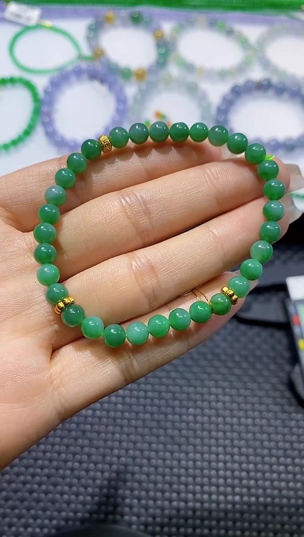 散珠翡翠卡5.5手串