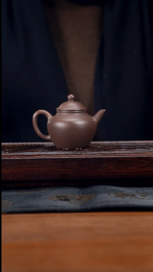 【闪购商品】紫砂茶壶130cc黄龙山原矿紫泥宫灯19