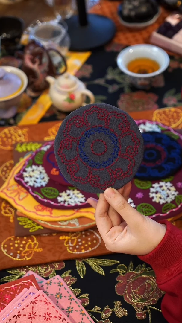 【闪购商品】瓷片刺子绣茶席茶垫灰色