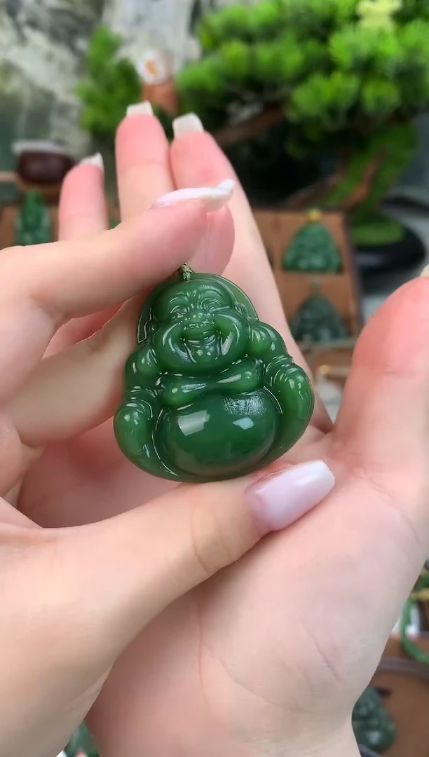 颈饰未镶嵌和田玉吊坠40mm