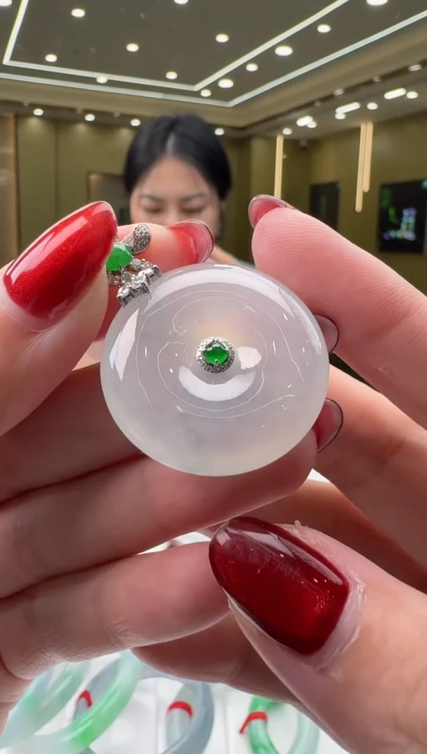 颈饰未镶嵌翡翠翡翠吊坠