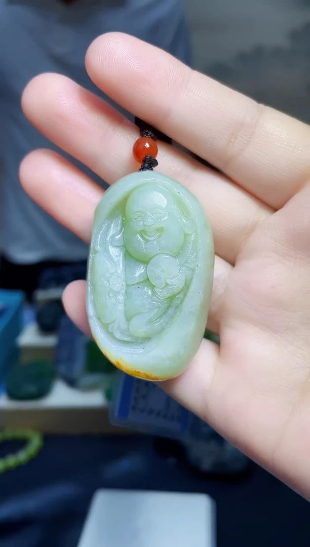 和田玉未镶嵌颈饰1