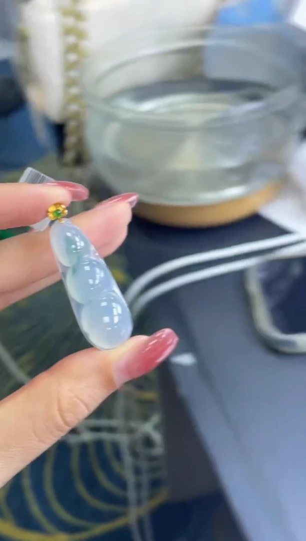 18K金镶嵌定制翡翠DDJ36381