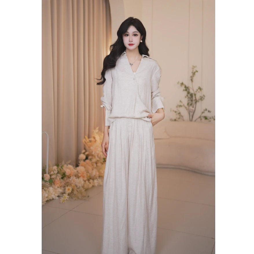 Basic House/百家好春款显瘦时尚气质休闲小众长袖宽松套装J792