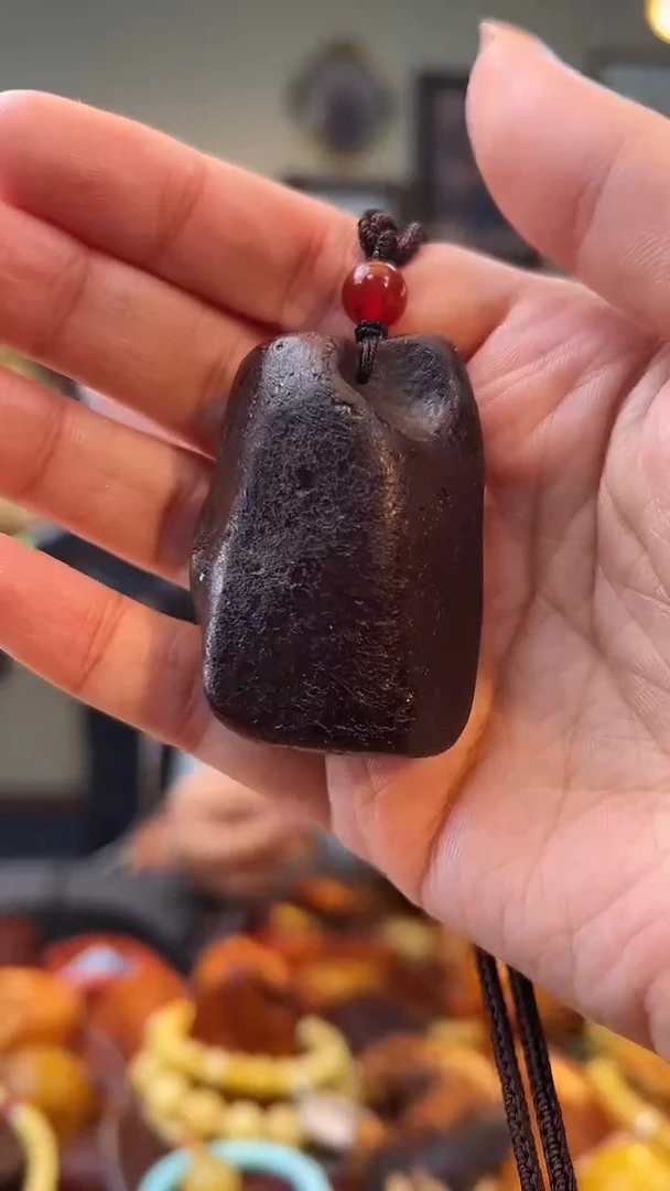 琥珀颈饰未镶嵌吊坠