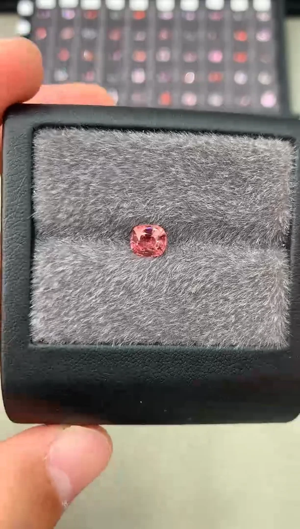 【闪购商品】定制尖晶石裸石未镶嵌1.06ct 枕型 暖色调