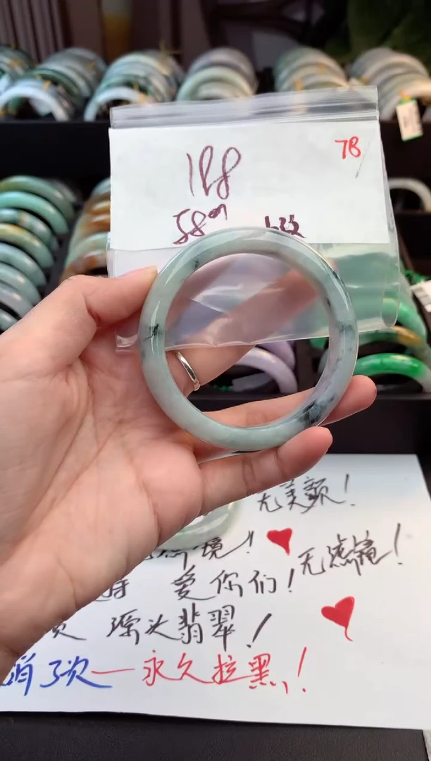 未镶嵌定制翡翠毛货需精细抛光+多人