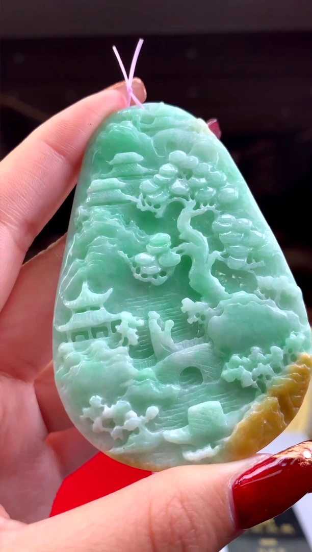 【闪购商品】定制翡翠未镶嵌天然A货翡翠挂件（拍一发一）