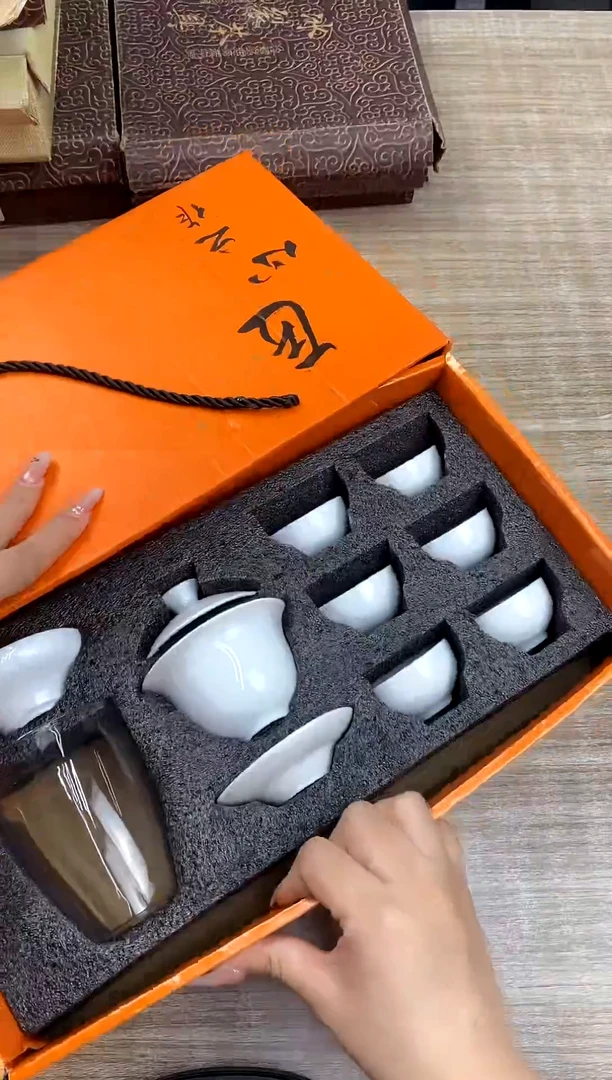 白瓷11头福杯礼盒装