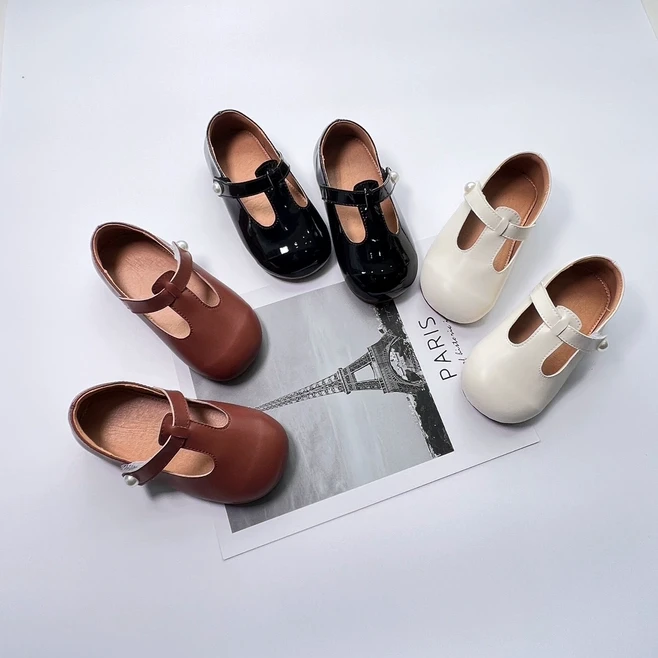韩国童鞋春秋款女童软底浅口简约丁字小女孩瘦脚皮鞋洋气黑色单鞋