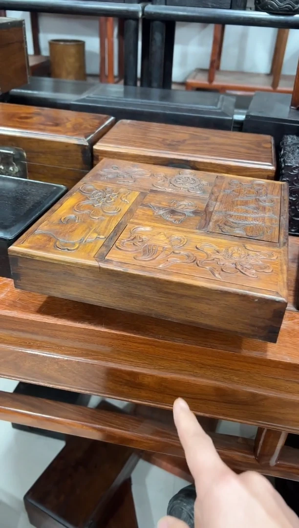 花梨木八宝图五抽盒