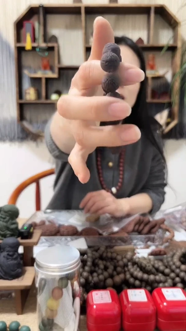 【闪购商品】泥塑紫霞香方莲花单圈手串