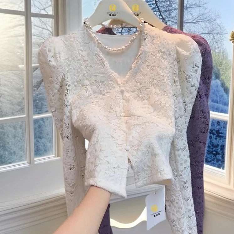 加绒内搭蕾丝衫女秋冬新款修身显瘦长袖蕾丝上衣泡泡袖打底衫外穿