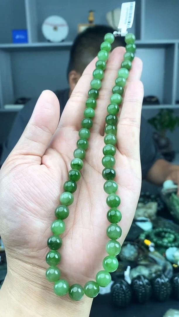 和田玉未镶嵌颈饰1