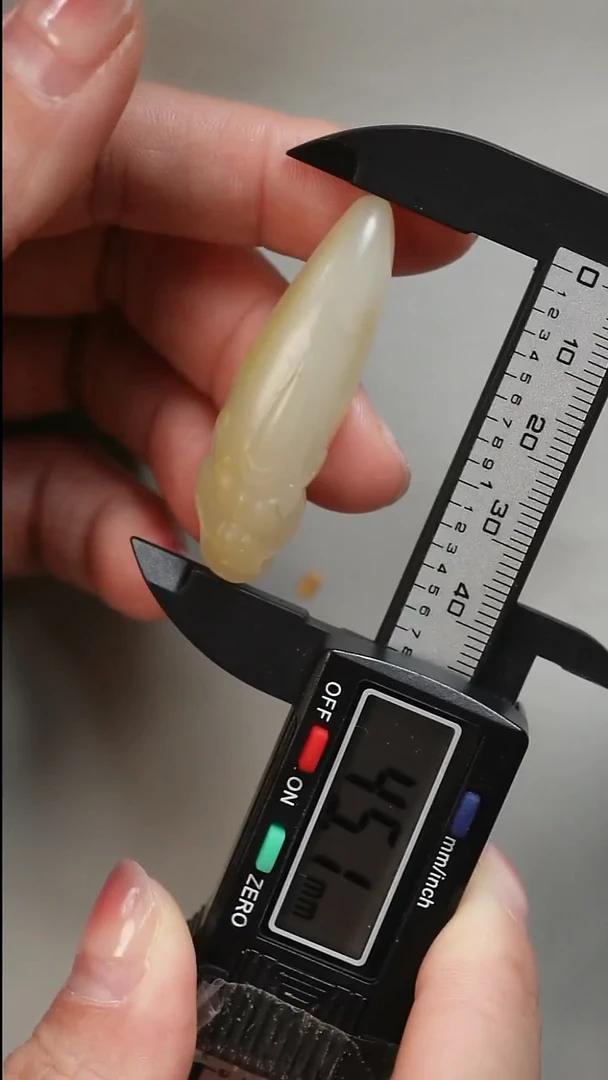 未镶嵌和田玉挂件守护