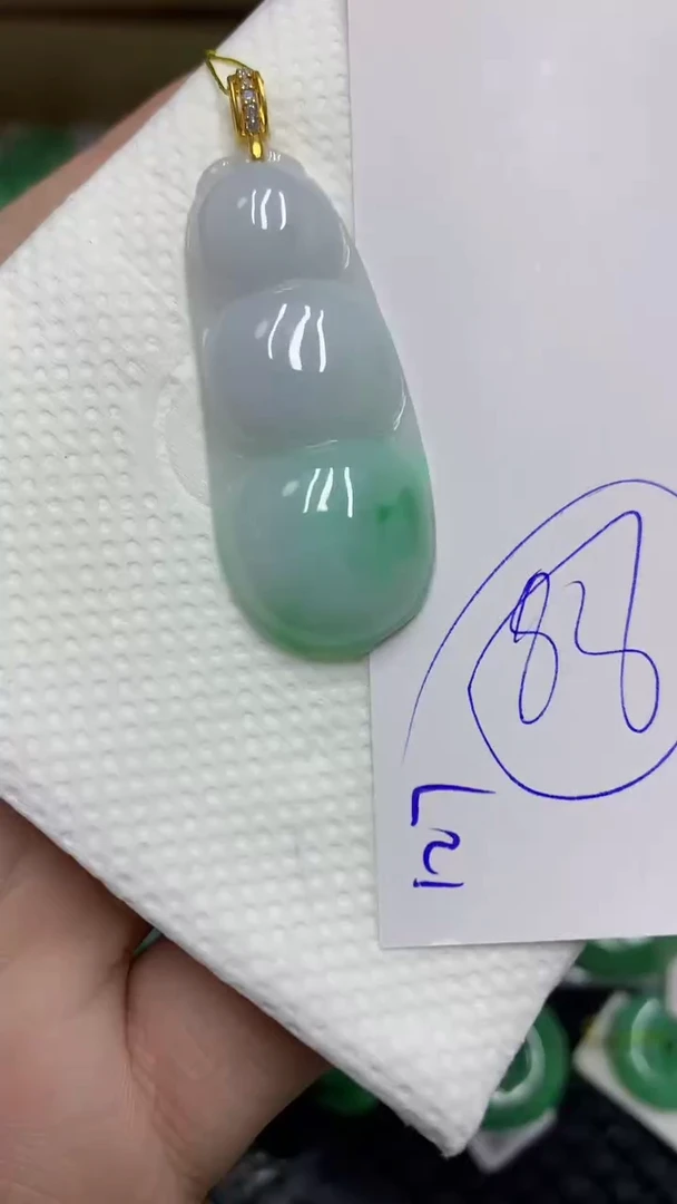 颈饰未镶嵌翡翠缅甸A货翡翠