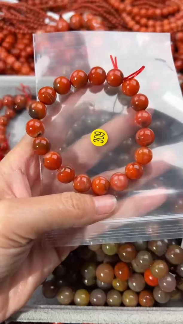 南红玛瑙手串未镶嵌10+
