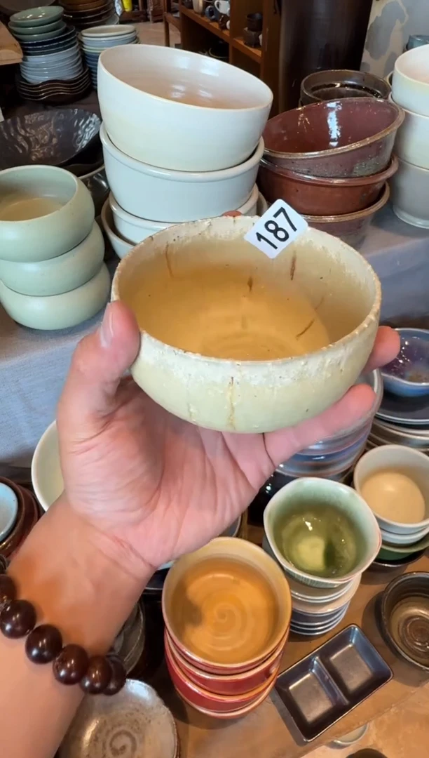 瓷187  粗陶黄椰壳碗1个