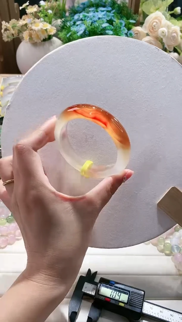 玛瑙/玉髓手镯未镶嵌130-57.5