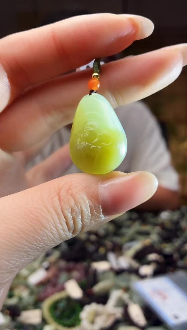 颈饰未镶嵌和田玉多样性发货，拍一发一