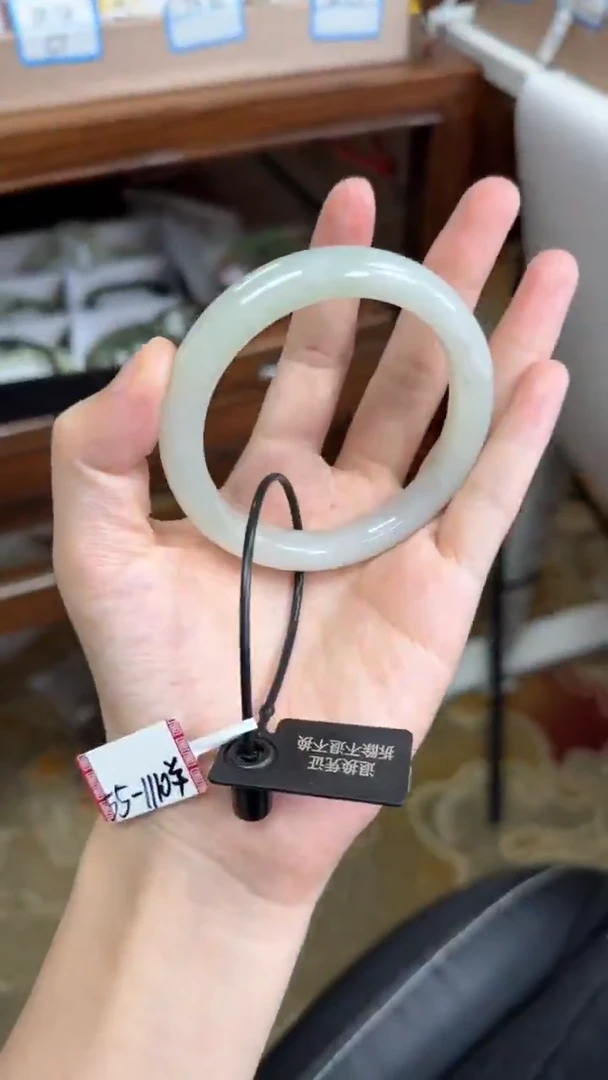 未镶嵌手镯和田玉55