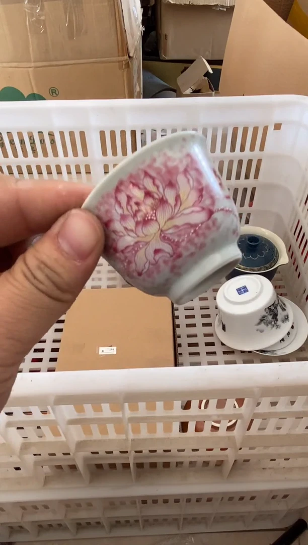 无运费险有瑕疵的摄影的产品有使用过的痕迹有点脏介意勿拍