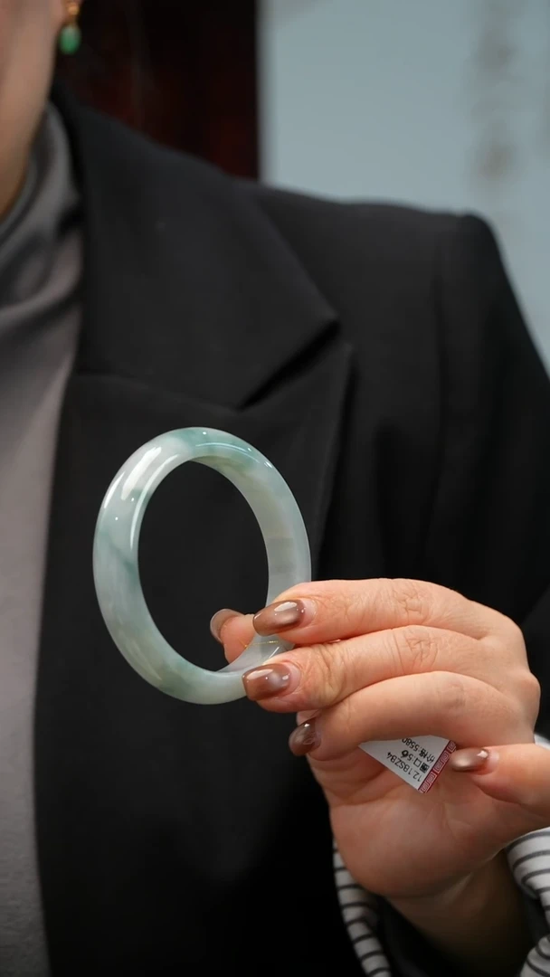 未镶嵌手镯翡翠56号