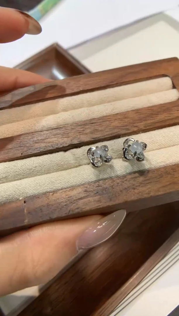 银S925镶嵌翡翠耳饰耳钉