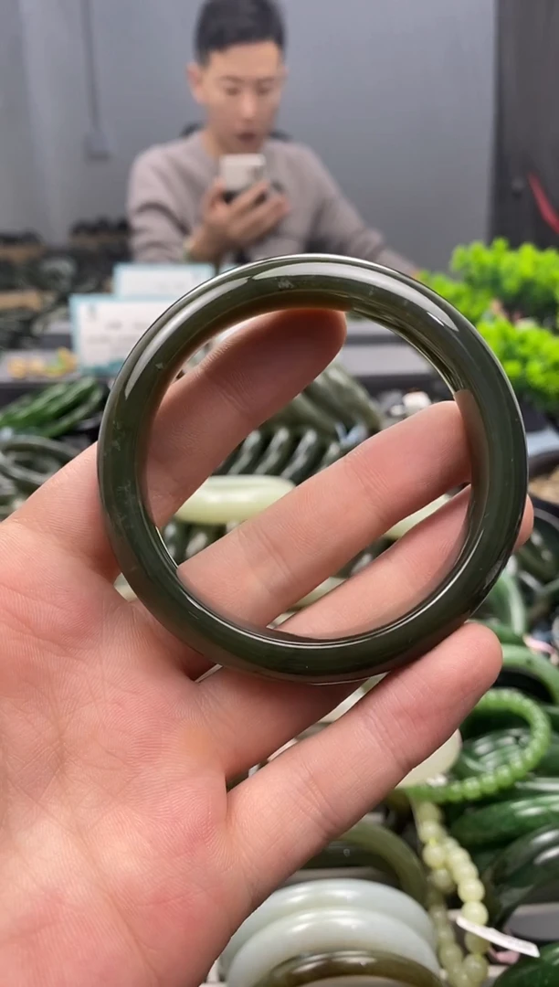 未镶嵌手镯和田玉58.2（13.6）