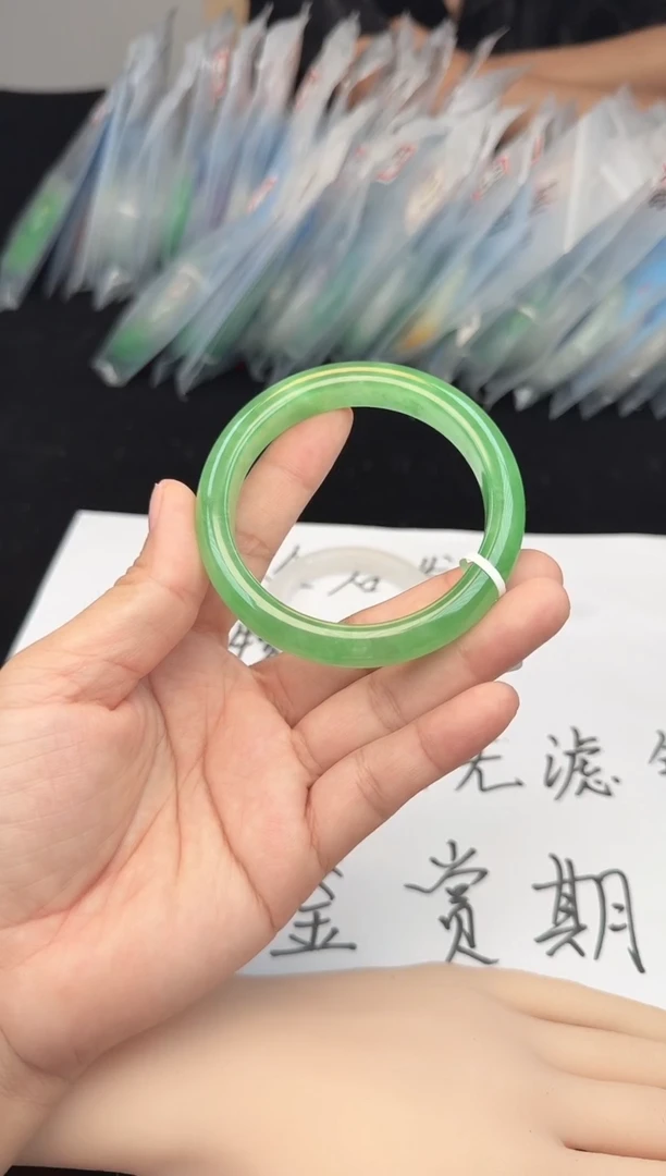 九九精选手镯a004