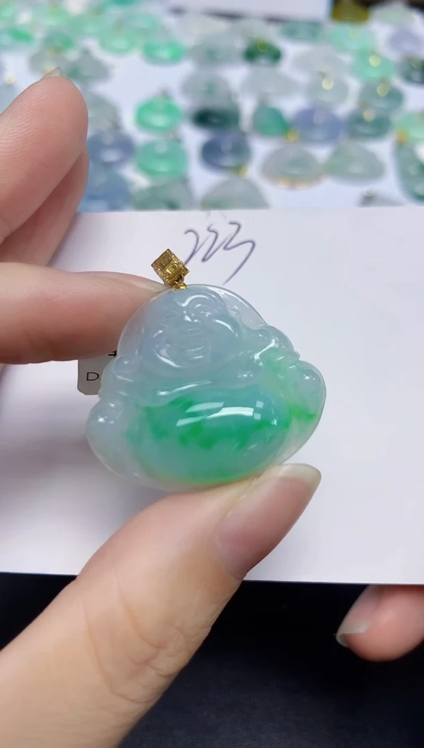 颈饰18K金镶嵌翡翠天然缅甸翡翠A货翡翠百元以上9元证书费自理