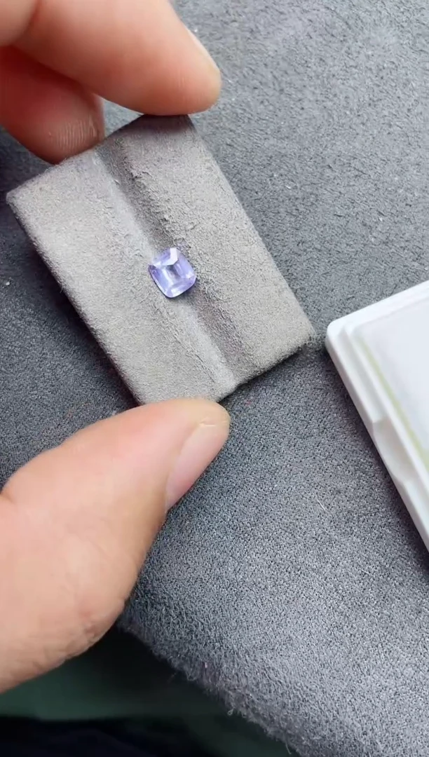 裸石彩色蓝宝石1.1ct