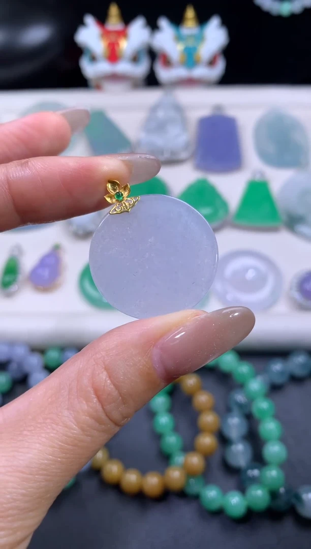 吊坠(不含链)18K金镶嵌翡翠