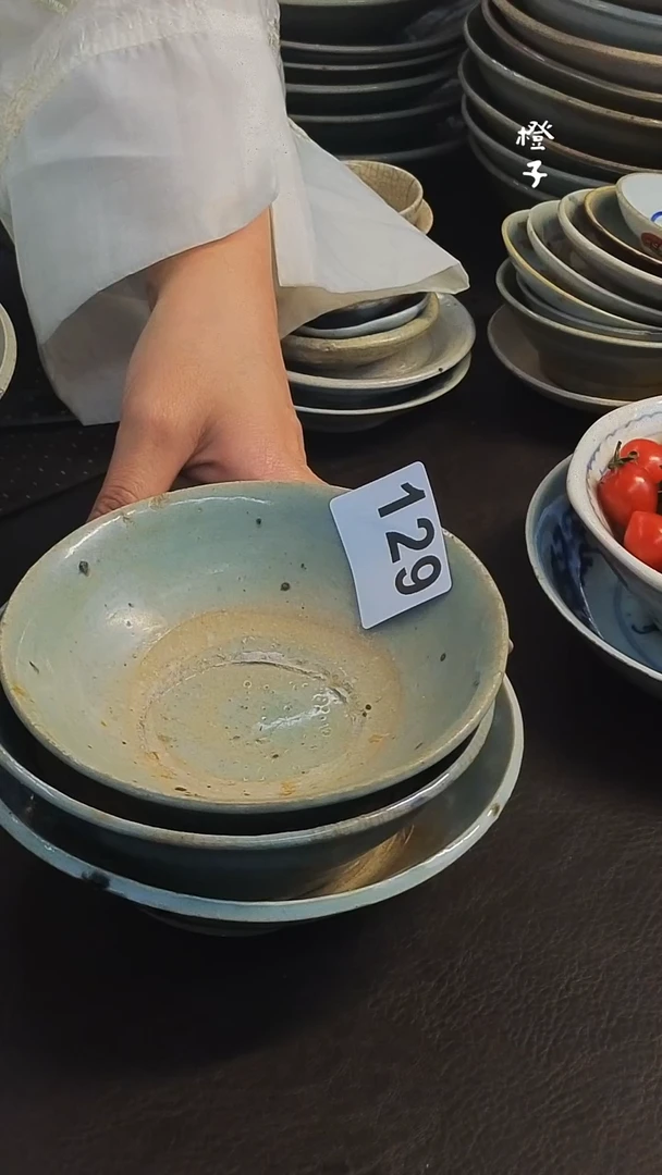 泊**事漂漂亮亮的瓷器编号129