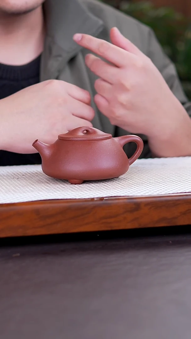 茶壶紫砂底槽清 满瓢壶 240cc