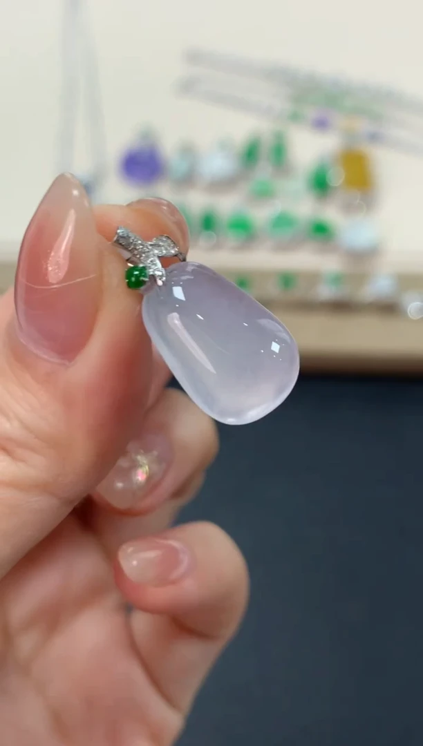 翡翠18K金镶嵌吊坠(不含链)福瓜吊坠2500